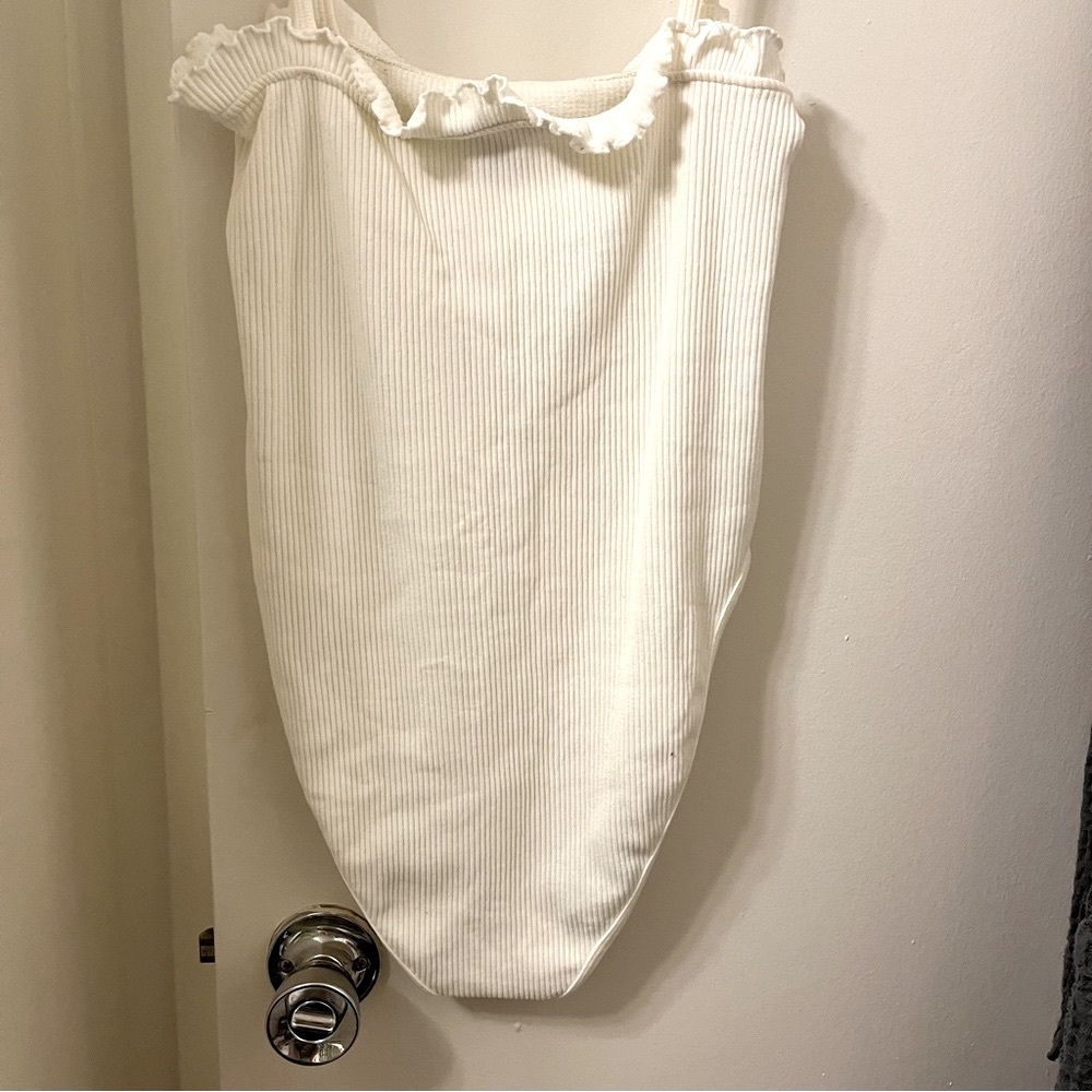 ZARA white ruffled bodysuit